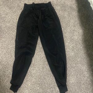 Lightweight black joggers!